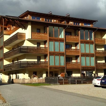 Lisa Apartman Bad Kleinkirchheim Apartamento Exterior foto